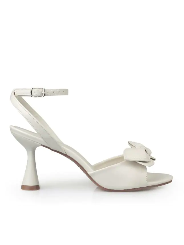 SANDALIA BRIGITTE LAÇO INTENSE OFF WHITE - Código 697