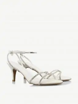 SANDALIA SALTO FINO MÉDIO STRASS OFF WHITE