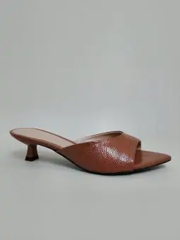 TAMANCO PRISCILA NAPA GLOSSY CARAMELO - Código 468